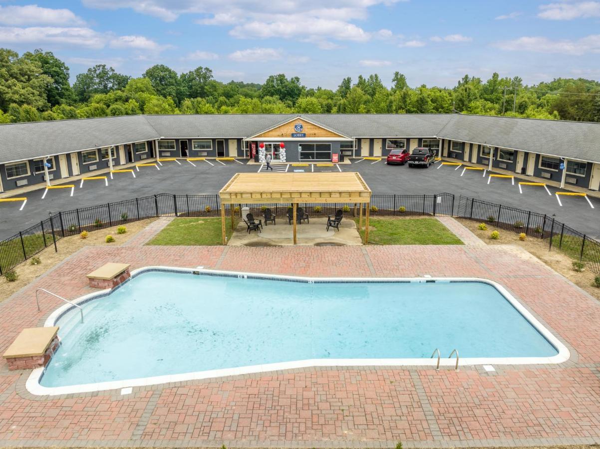 Crewe Boutique Inn Εξωτερικό φωτογραφία