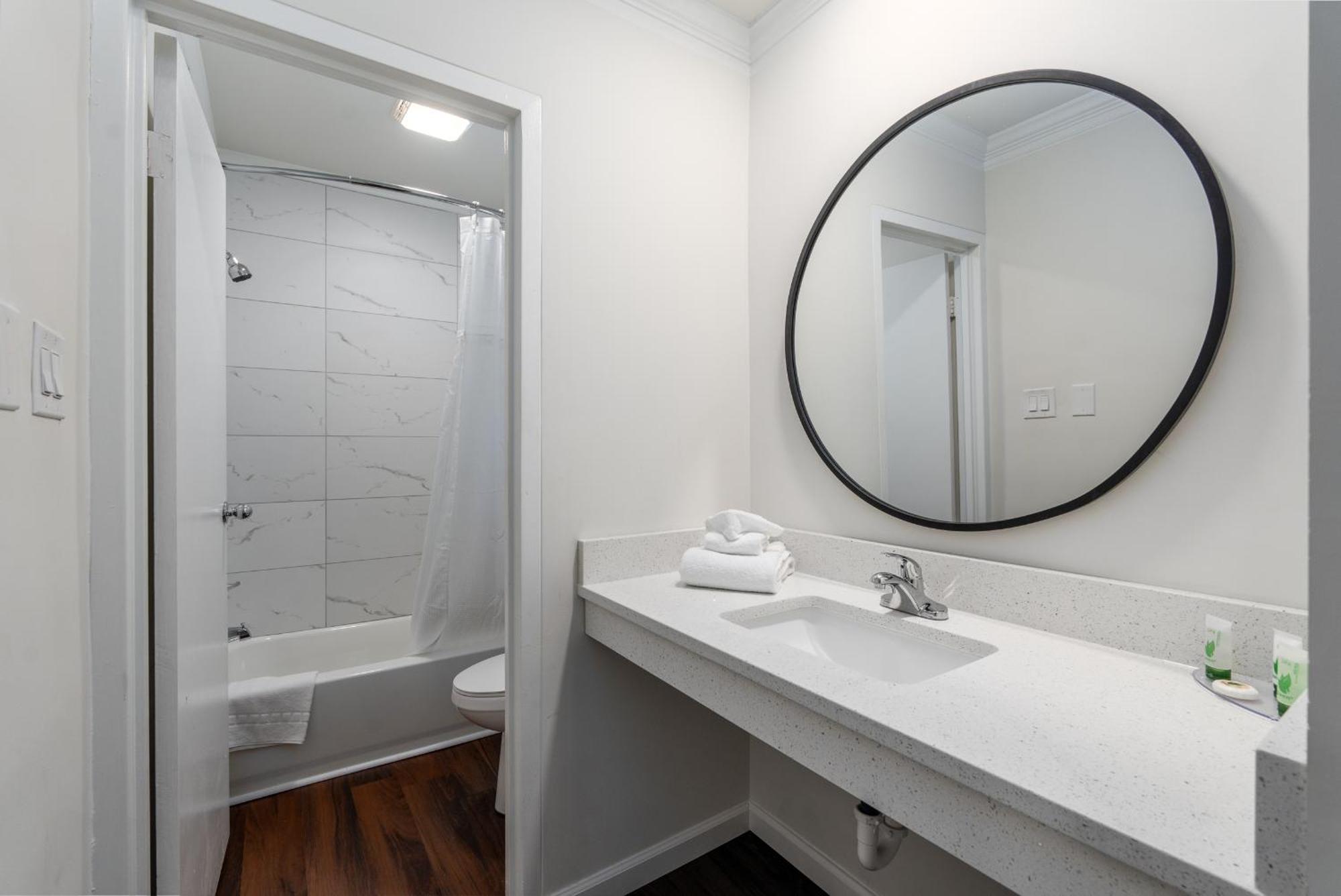 Crewe Boutique Inn Εξωτερικό φωτογραφία